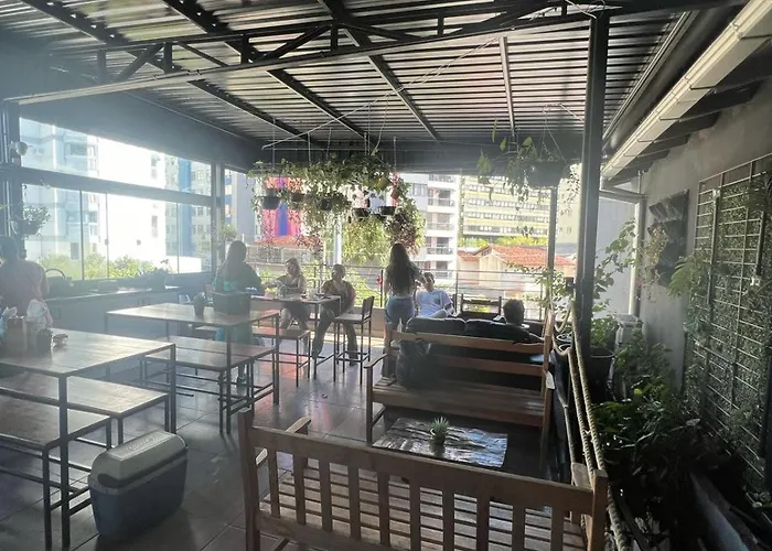 Esquina 8 Suites Confort & Hostel