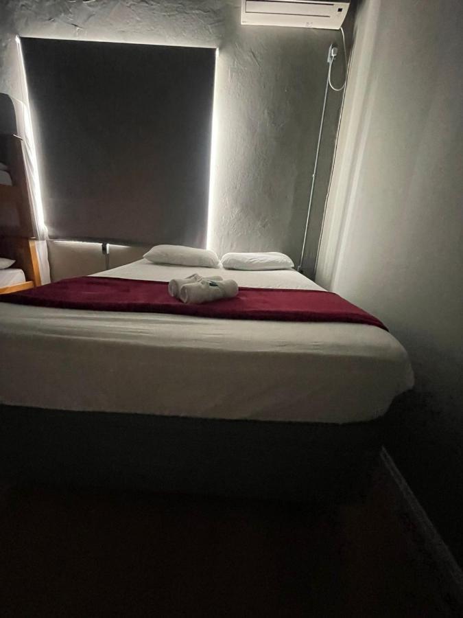 Hostel Esquina 8 Confort &